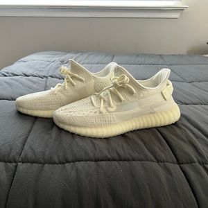 Yeezy 350 bone